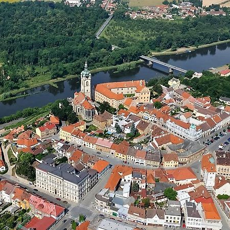 Dům V Podzámčí Apartamento Mělník Exterior foto