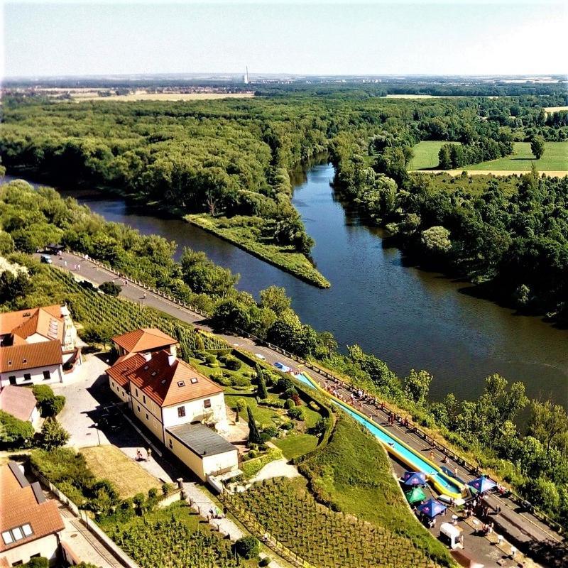 Dům V Podzámčí Apartamento Mělník Exterior foto