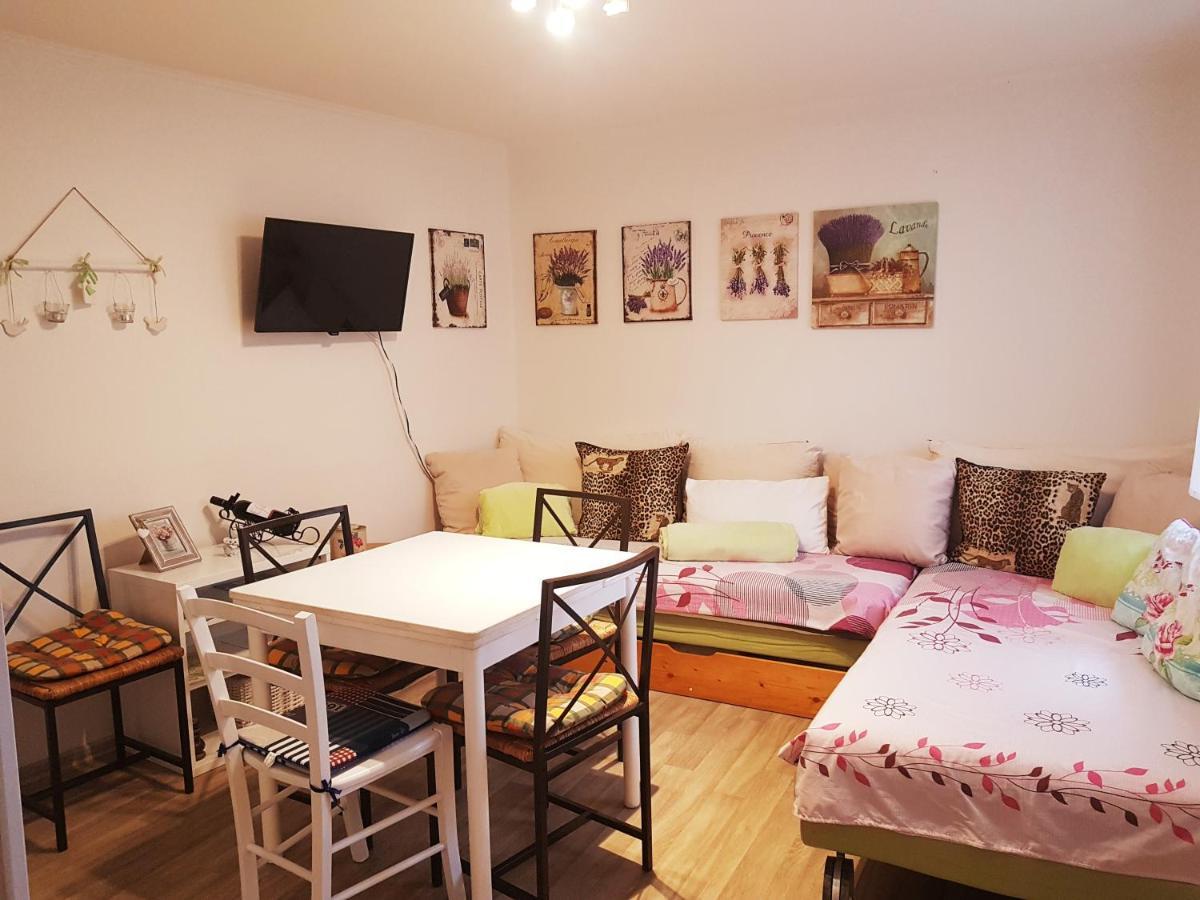 Dům V Podzámčí Apartamento Mělník Exterior foto